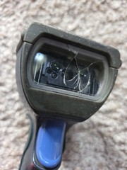 Intermec SR61T XR Handheld Barcode Scanner SR61TXR-002 Cracked Lens AS-IS Parts