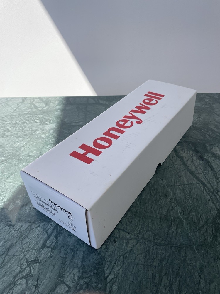 Honeywell Quad Battery Charger EDA50K-QBC-E NEW