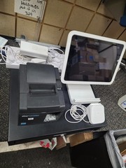 Square POS System – Complete – Cash Register, Tap To Pay, Star Printer, iPad (2)