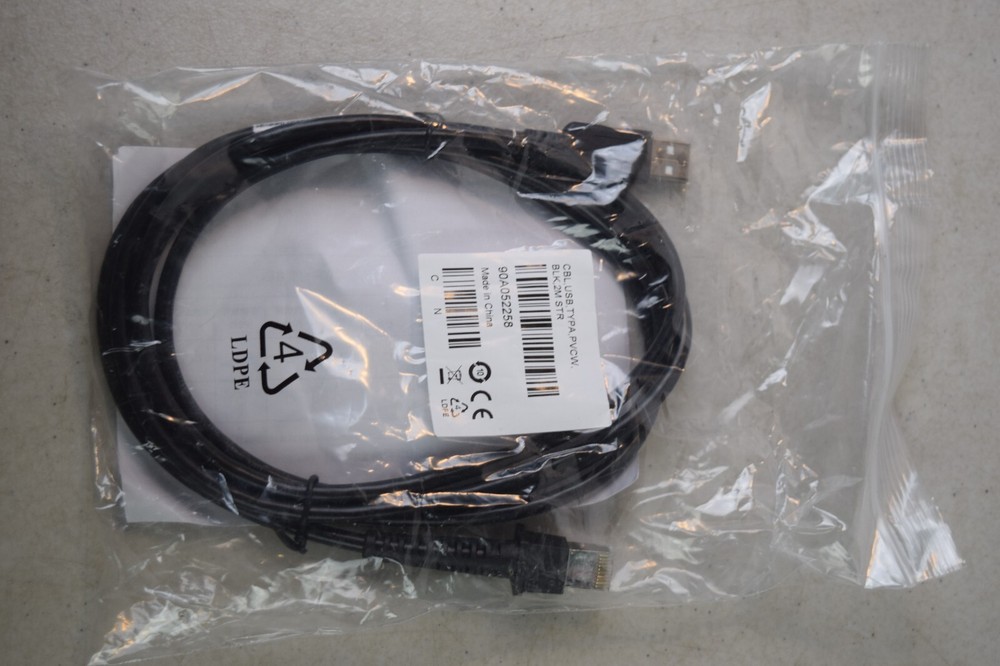 90A052258 CABLE KIT, USB BLACK 2m straight.