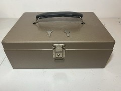 Vintage Rockaway Metal Cash Lock Box Inwood NY Excellent Condition 2 Keys Works