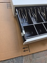 Epsilont Mini Cash Drawer EPS-410 White With 2 Keys Great Condition.
