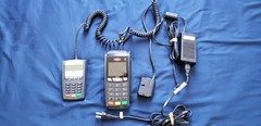 Ingenico ICT250 Credit Card Terminal W EVM NFC & IPP220 Pin Number Input Pad.