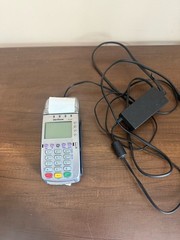 VeriFone VX 520 Credit Card Terminal Reader Bundle, Rolls, Power AC&rsquo;s