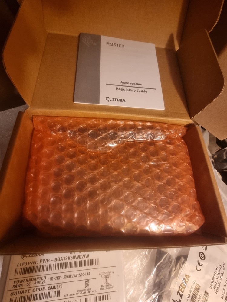 NEW OEM ZEBRA RS5100 1S CRD, RS6100 BTY CHARGER, 1-CUP, 8SLOT, SAC-RS51-8SCHG-01