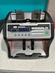 Royal Sovereign RBC-1003BK Bill Counter Digital Display Batch UV MG Detection