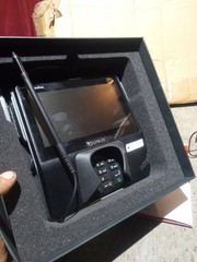 Genius by Cayan Verifone MX925 Credit Card Terminal Reader With Cords