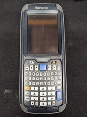 Intermec CN70e Barcode Scanner w/2 Intermec IP30 RFID Sleds