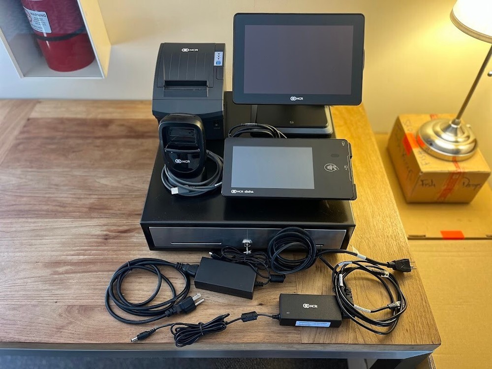 NCR Point of Sale System: Terminal, Scanner, Printer, Monitor, Cash Drawer