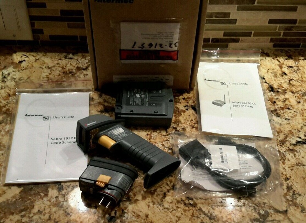 INTERMEC SABRE 1552 BAR CODE SCANNER MICROBAR 9745 BASE NEW!!! SALE $199