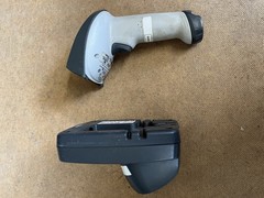 Honeywell HandHeld 3820SR0C0BE Wireless Barcode Scanner 3820 W/ 2020-5 Base