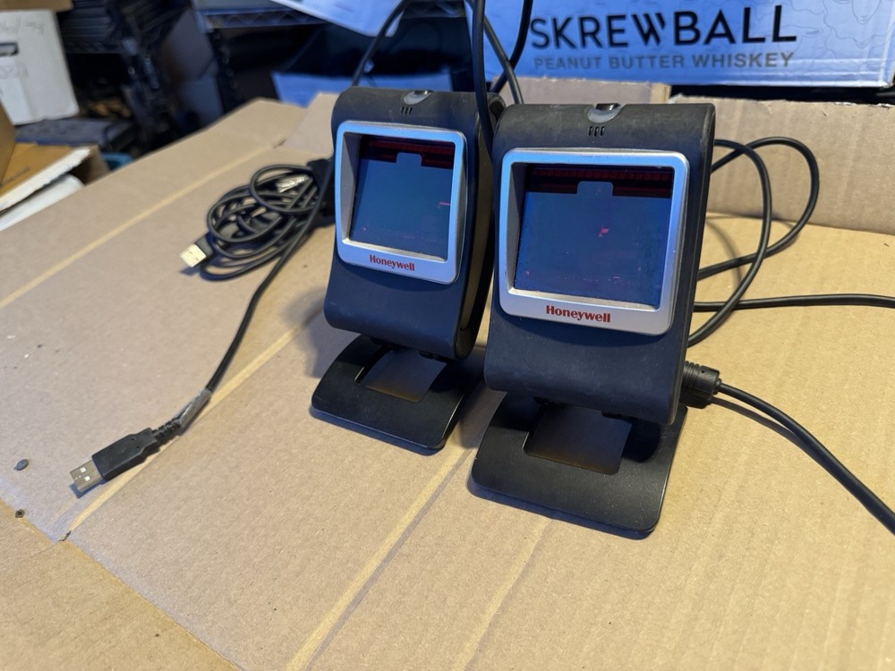 LOT OF 2 Honeywell Genesis 7580G-2 Barcode Scanner W/ USB Cables