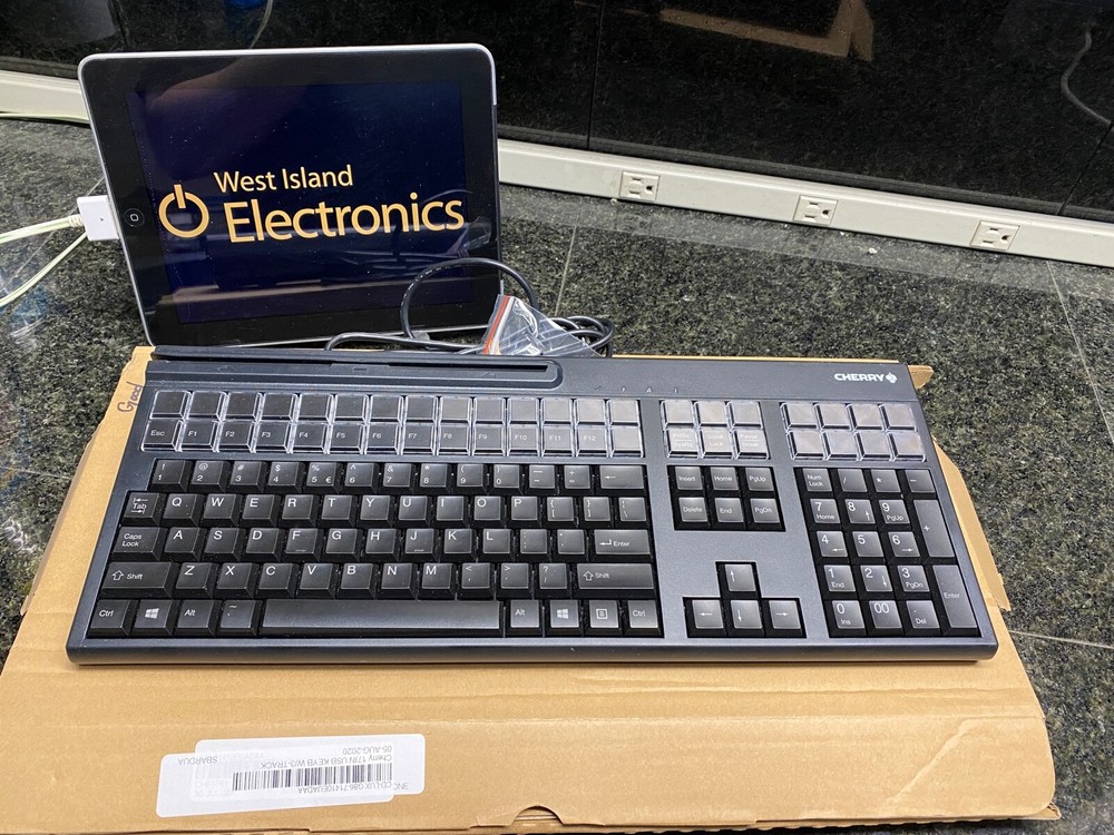 Cherry G86-71410 17&Prime; QWERTY USB Keyboard w/ 3-track Magnetic Stripe Reader
