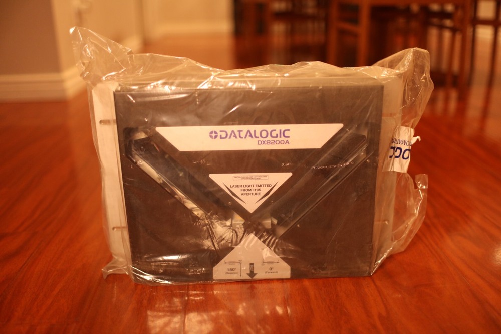 Datalogic DX8200A DX8200A-3010 Laser Bar Code Scanner 20-30VDC 1.50/1.00A