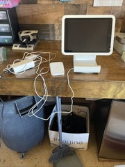 Square Stand POS System Terminal iPad POS Terminal Stand (S089) And Ipad A1893