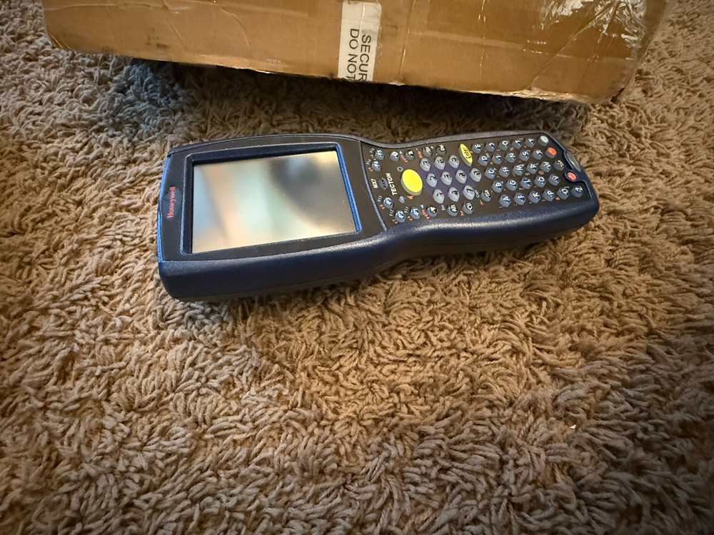 HONEYWELL MX7 Tecton MX7T MX7T1B2B1C0US4D Mobile Computer Great Condition in Box