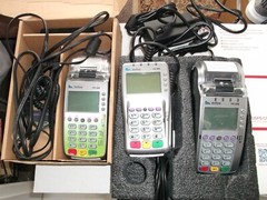 2 Verifone VX520 DC EMV Credit Card Terminal & VX805