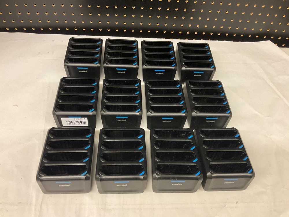 Lot of 12 Symbol TC7X 4-slot Charger SAC-TC7X-4BTYC1 for TC70 TC75