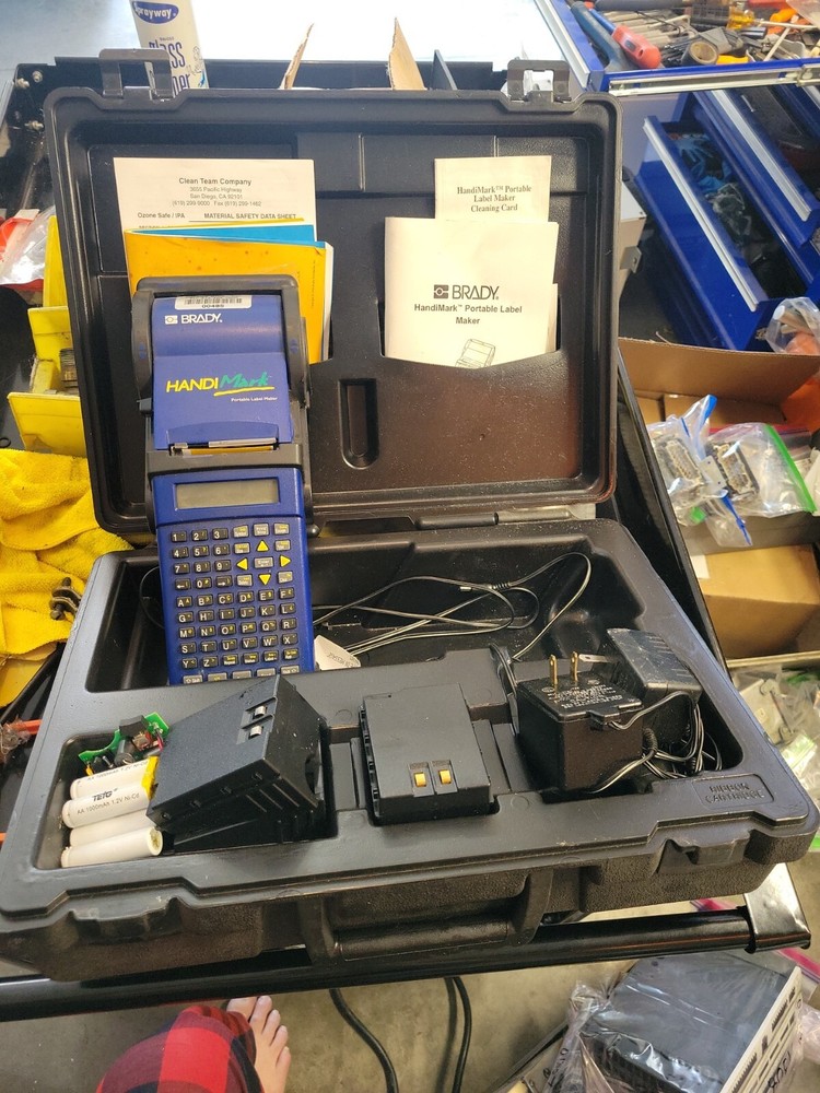 Brady HandiMark Portable Label Maker Printer AS IS Needs Battery&rsquo;s Case 01311