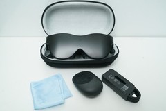 Sol Reader First Edition Discontinued E‑Ink Wearable Reader w/Case,Remote,Cable