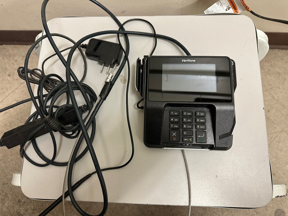VeriFone MX 915 M177-409-01-R Credit Card Pinpad Terminal Machine W/Chip Reader