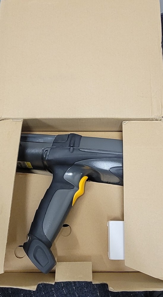 Zebra mc92n0 premium, CE7, 1D extended range lorax scanner, IST with used dock