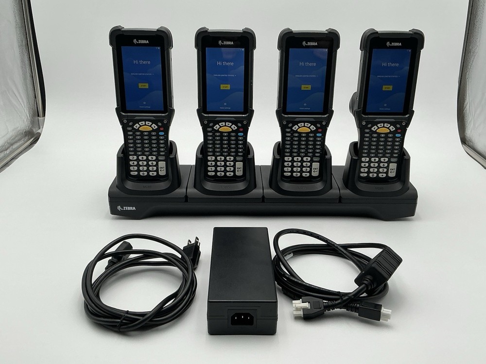 4x Zebra MC930B MC930B-GSHDG4NA Mobile Barcode Scanners W/Zebra 4 Slot Charger